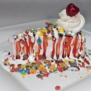 Fruity Pebbles CheeseCake